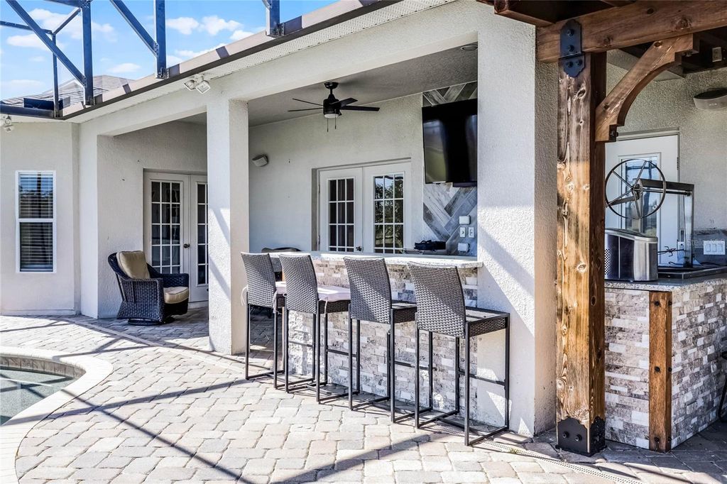 Image 38 of property listing at 13722 FOX GLOVE STREET, Winter Garden, FL 34787