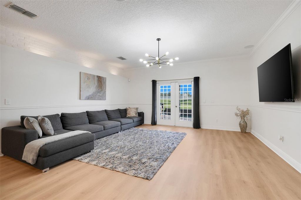 Image 6 of property listing at 13722 FOX GLOVE STREET, Winter Garden, FL 34787