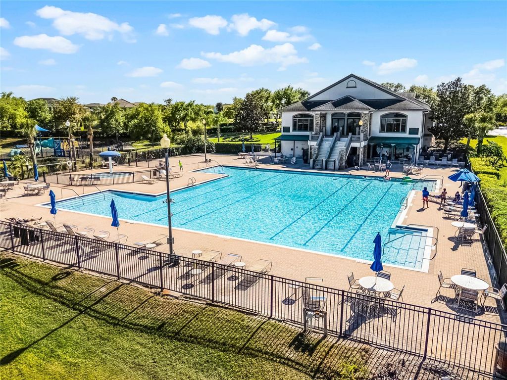 Image 53 of property listing at 13722 FOX GLOVE STREET, Winter Garden, FL 34787