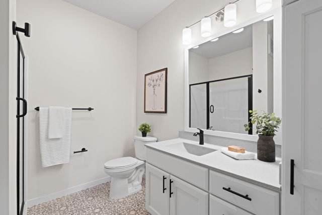 1875 E Shore Drive 302, Maplewood, MN 55109