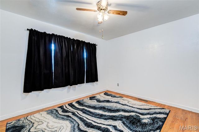 745 Borgia Lane, Florissant, MO 63031