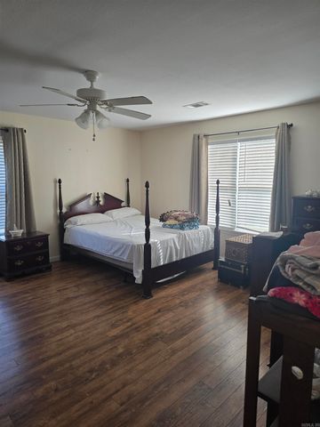 831 N Beech Street, Beebe, AR 72012