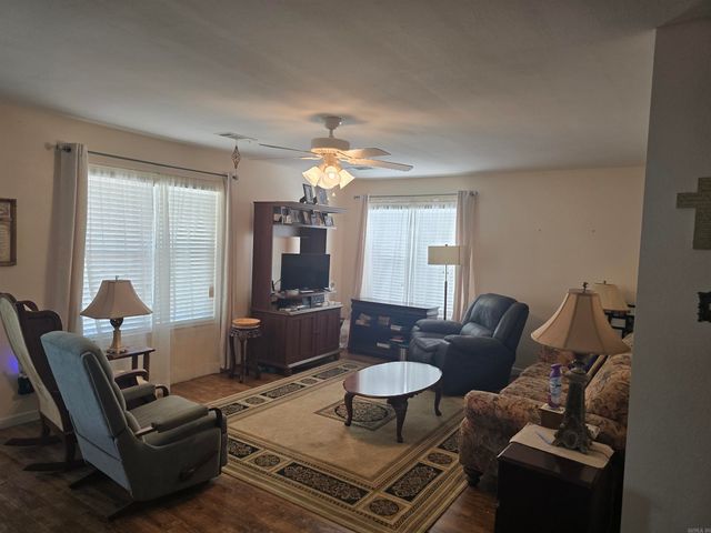 831 N Beech Street, Beebe, AR 72012