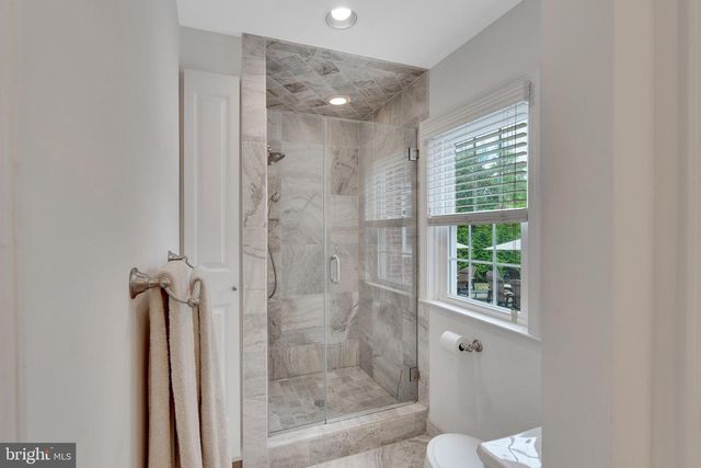 506 DOGWOOD LN, Conshohocken, PA 19428