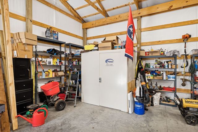 7340 Bradford Rd, Primm Springs, TN 38476