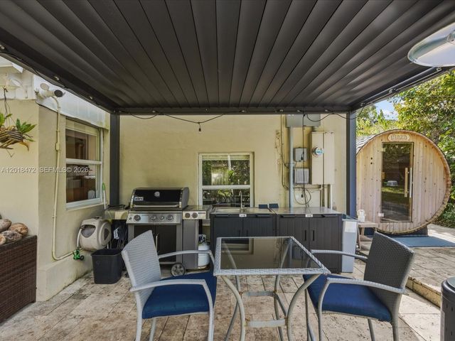 357 NE 117th St, Miami, FL 33161