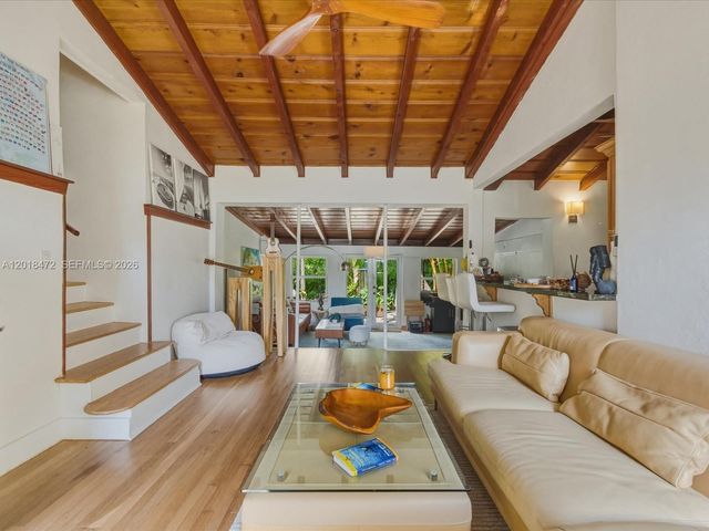 357 NE 117th St, Miami, FL 33161