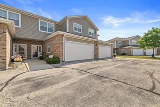 2410 11th PLACE #1203, Kenosha, WI 53140