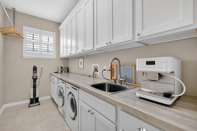 9096 LAUREL RIDGE DRIVE, Mount Dora, FL 32757