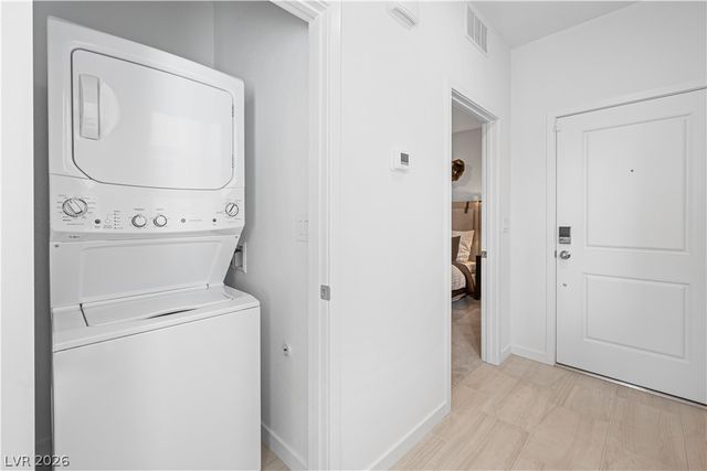 140 Harper Crest Avenue, Henderson, NV 89011