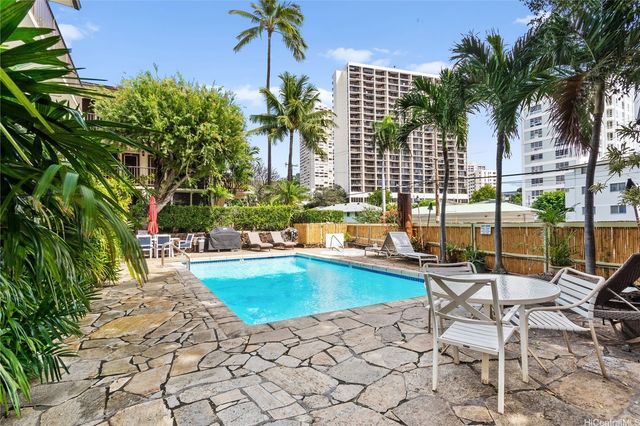 1190 Wilder Avenue 102, Honolulu, HI 96822