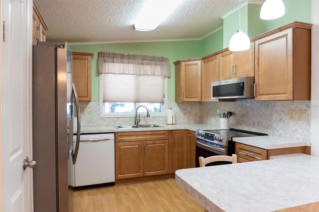 36946 TARA AVENUE, Zephyrhills, FL 33542