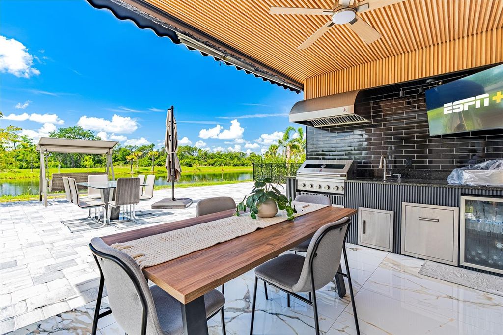 Image 19 of property listing at 10156 BALLAST DRIVE, Orlando, FL 32827