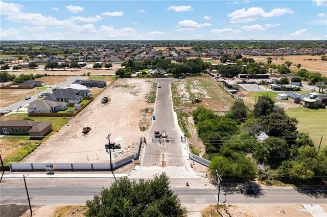 905 Mountain Road, Mission, TX 78573