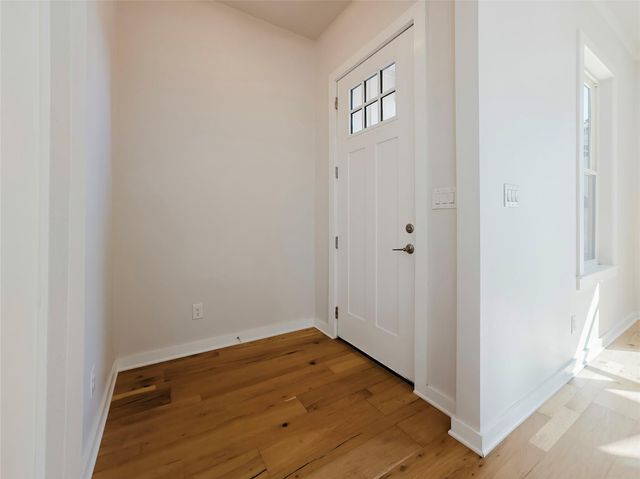 2404 Bruin DR 28, Spicewood, TX 78669