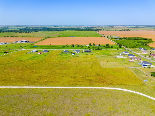 9729 County Road 408, Grandview, TX 76050