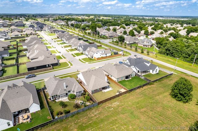 2130 E 140th Street, Bixby, OK 74008