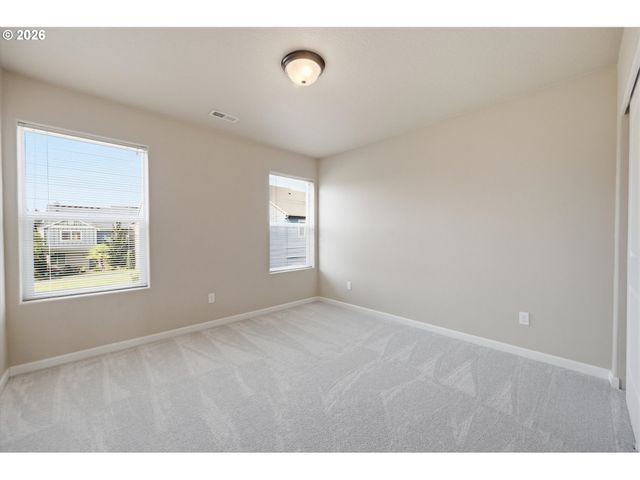 2967 25TH Ave, Forest Grove, OR 97116
