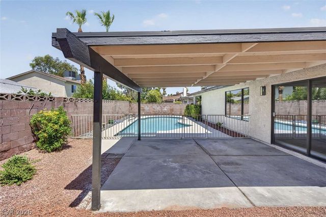 2216 Marlboro Drive, Henderson, NV 89014