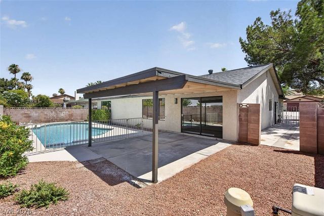 2216 Marlboro Drive, Henderson, NV 89014
