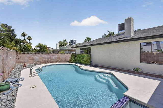 2216 Marlboro Drive, Henderson, NV 89014
