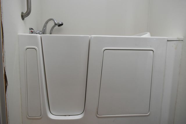 456 Whispering Willow Drive, Grants Pass, OR 97527