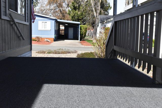 456 Whispering Willow Drive, Grants Pass, OR 97527