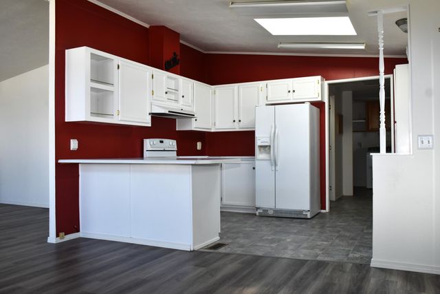 456 Whispering Willow Drive, Grants Pass, OR 97527