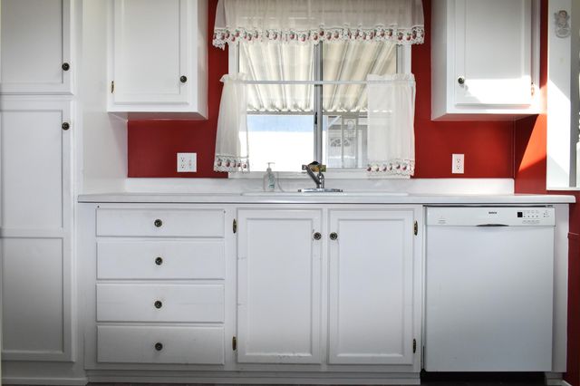 456 Whispering Willow Drive, Grants Pass, OR 97527