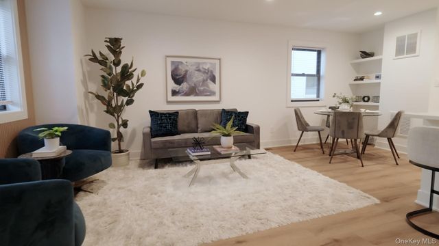 161 Union Avenue 15, Lynbrook, NY 11563