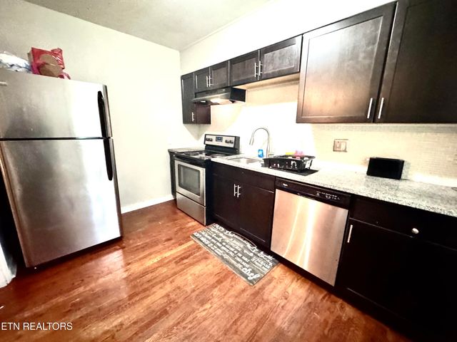 719 E Emerald Ave, Knoxville, TN 37917