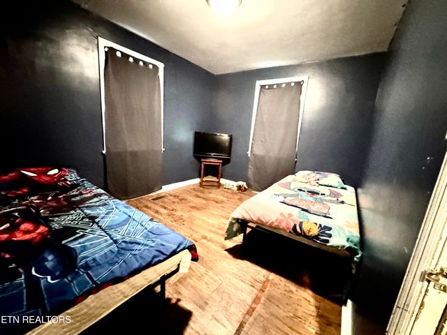 719 E Emerald Ave, Knoxville, TN 37917