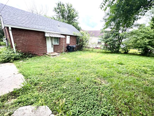 719 E Emerald Ave, Knoxville, TN 37917