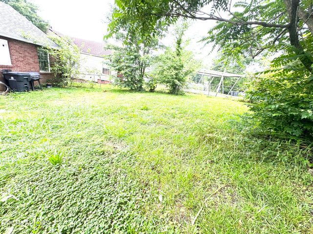 719 E Emerald Ave, Knoxville, TN 37917