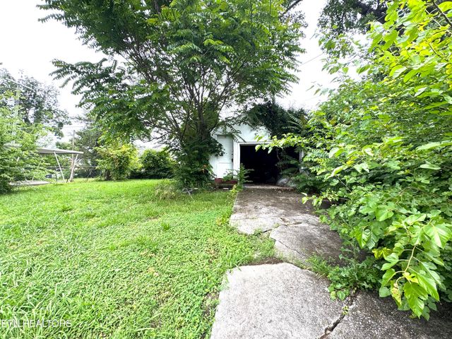 719 E Emerald Ave, Knoxville, TN 37917