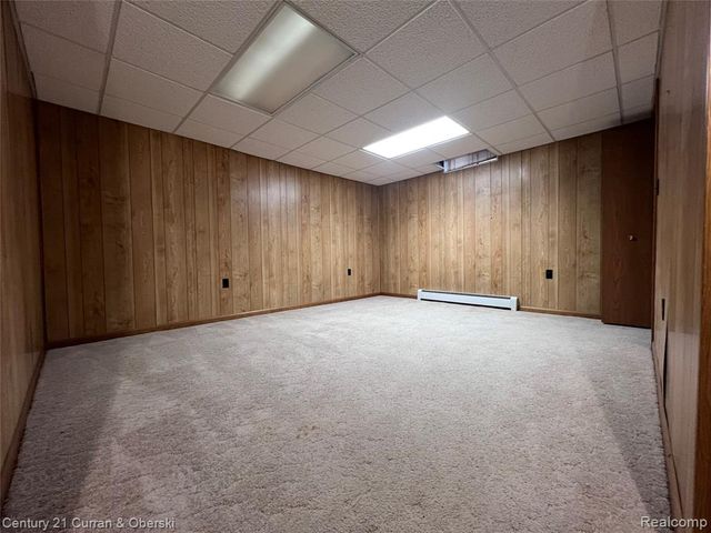 61958 Ticonderoga Drive, South Lyon, MI 48178