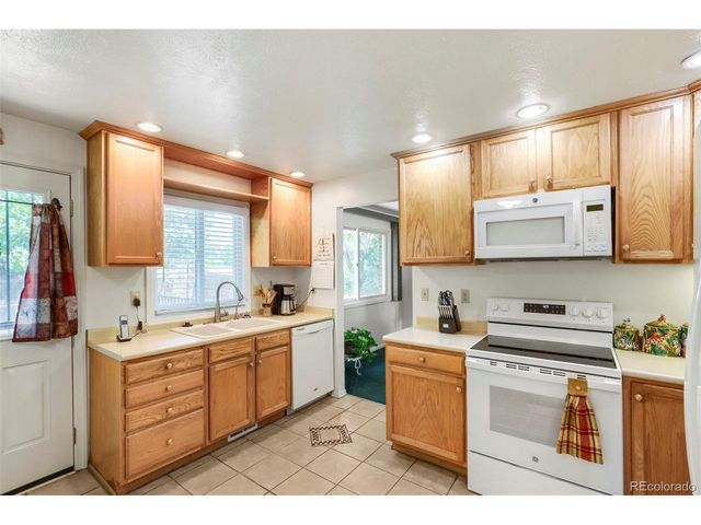 1722 S Uvalda St, Aurora, CO 80012