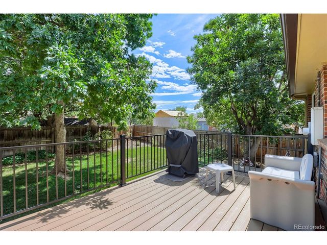 1722 S Uvalda St, Aurora, CO 80012