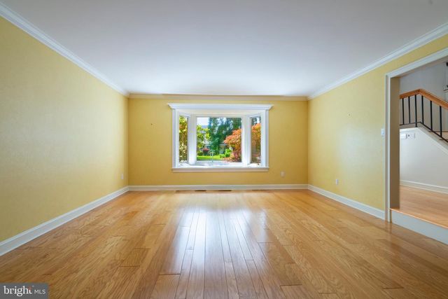 890 VILLAGE CIR, Blue Bell, PA 19422