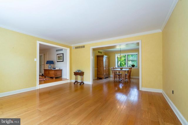 890 VILLAGE CIR, Blue Bell, PA 19422