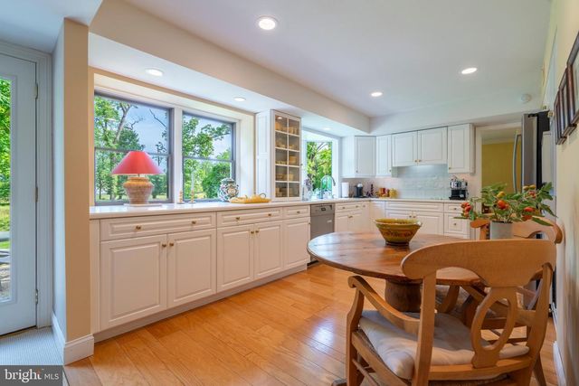 890 VILLAGE CIR, Blue Bell, PA 19422