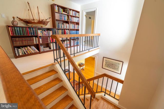 890 VILLAGE CIR, Blue Bell, PA 19422