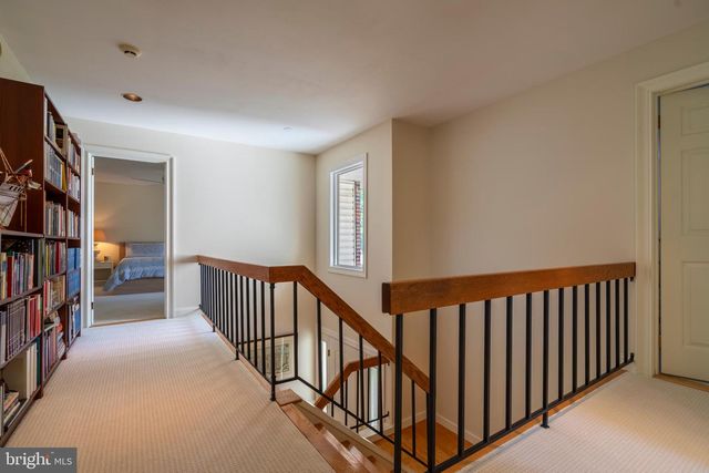 890 VILLAGE CIR, Blue Bell, PA 19422