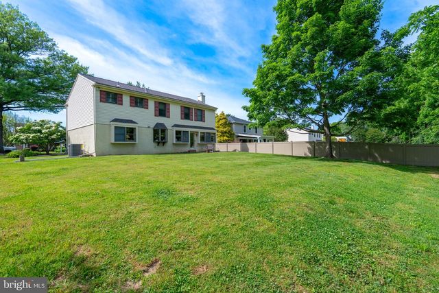 890 VILLAGE CIR, Blue Bell, PA 19422