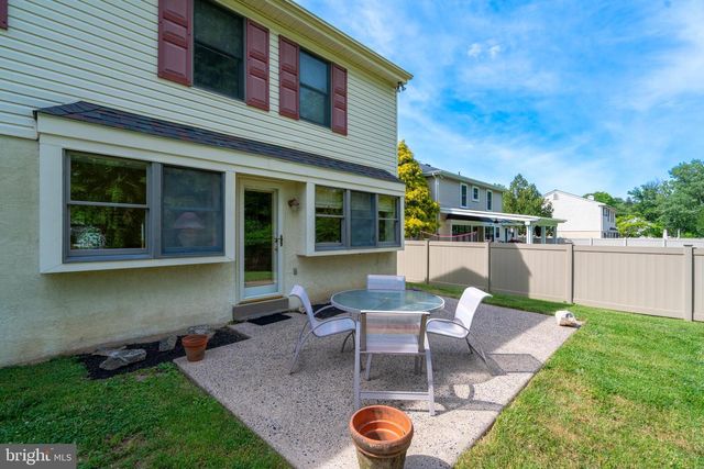 890 VILLAGE CIR, Blue Bell, PA 19422