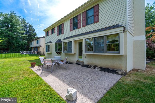 890 VILLAGE CIR, Blue Bell, PA 19422