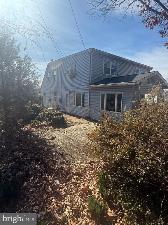 2 STEVENS RD, Glen Burnie, MD 21060