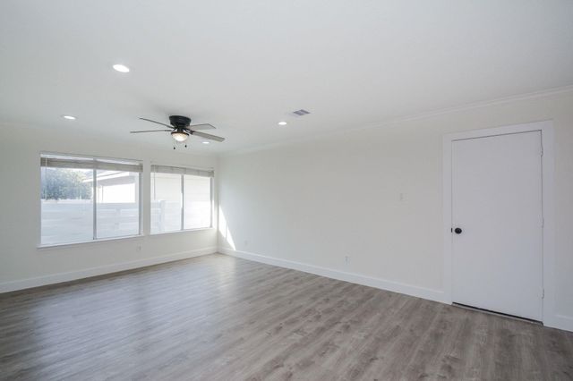 9603 Farrell Drive, Houston, TX 77070