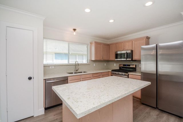 9603 Farrell Drive, Houston, TX 77070