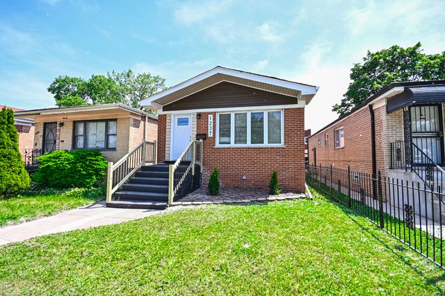 1237 E 95th Street, Chicago, IL 60628